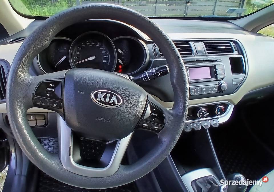 Kia Rio z 2014r Polski salon 14 bezyna Rok produkcji 2014 Busko-Zdrój
