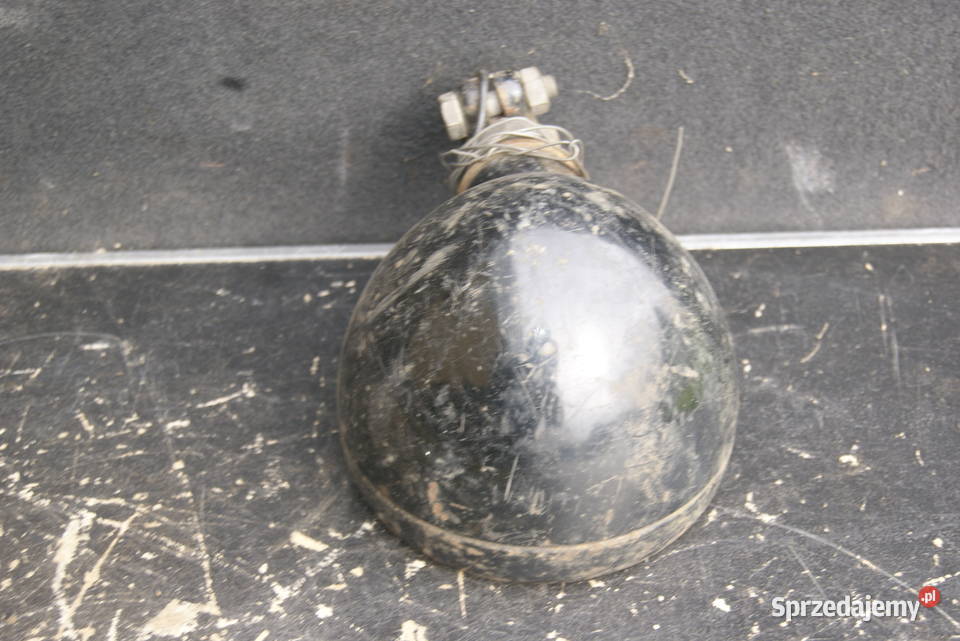 LAMPA PRZÓD TRAKTOR HELLA BOSCH 130