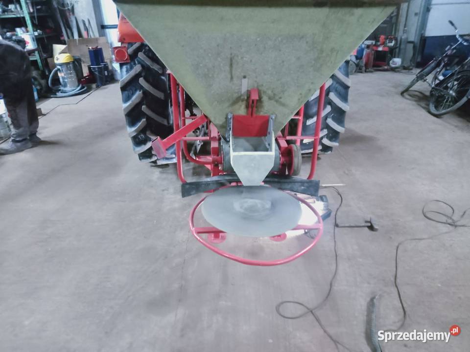 Rozsiewacz motyl 600 lubelskie Radzyń Podlaski