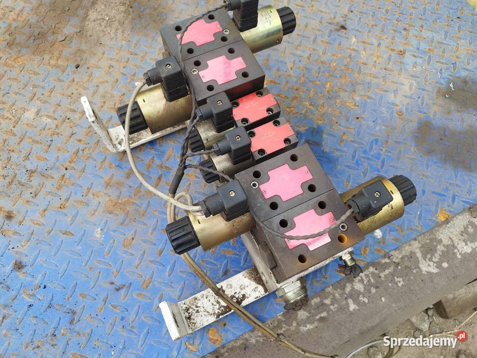 Rozdzielacz hydrauliczny Hytos RPE306 RPE3102 z Strzyżew