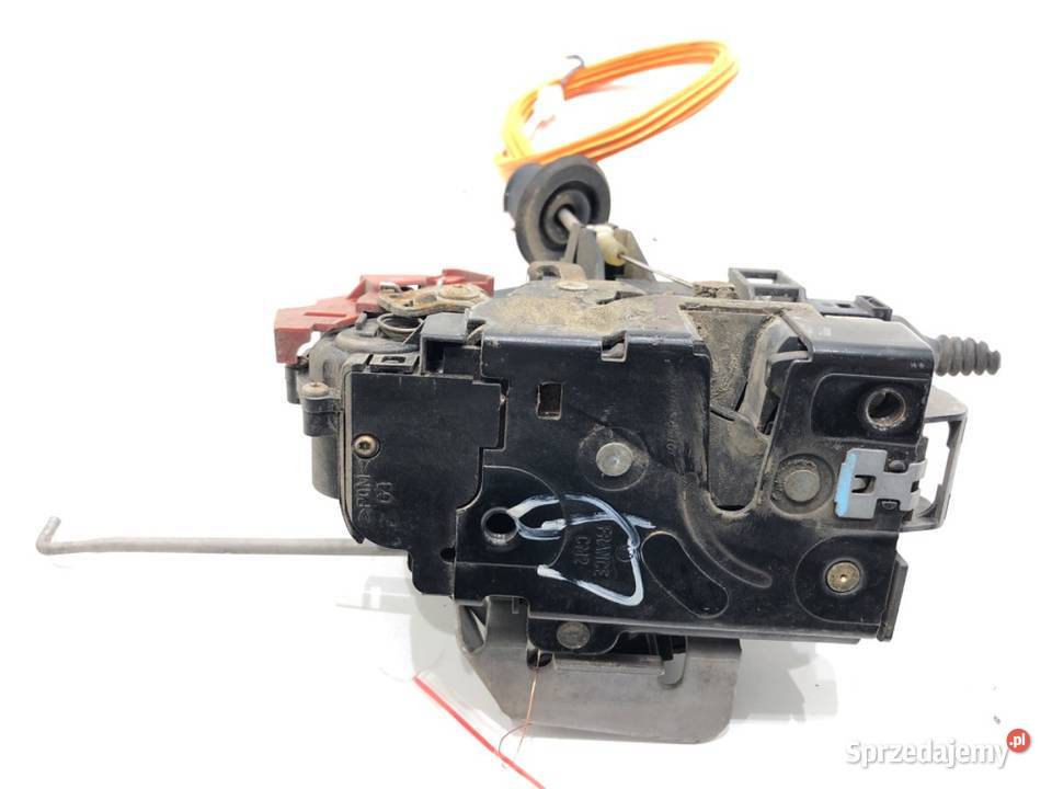 ZAMEK DRZWI LEWY PRZÓD AUDI A3 8P Hatchback