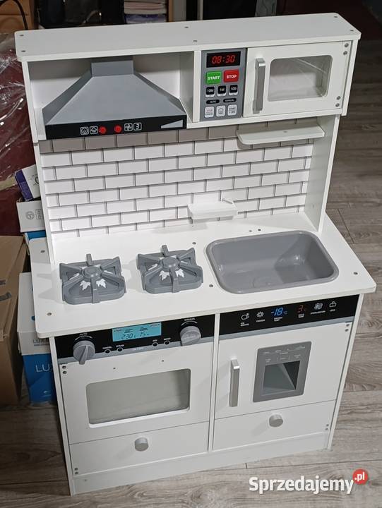 kuchnia drewniana dziewczynki dziewczęca Poznań