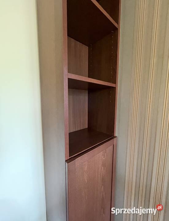 2 eleganckie regały z ciemnego drewna IKEA Billy Toruń