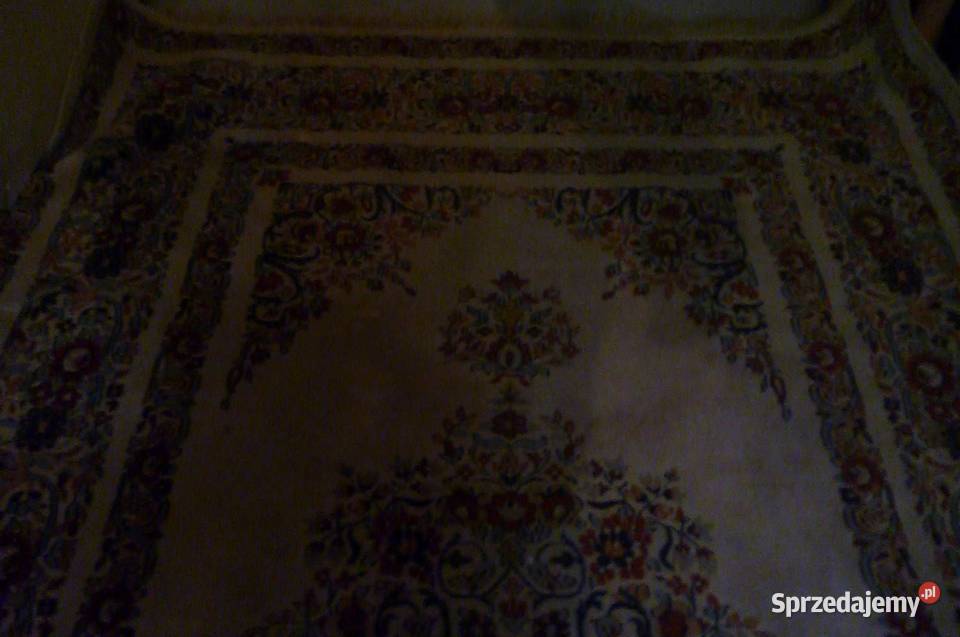 DYWAN STARY WEŁNIANY 200X300 sprzedam