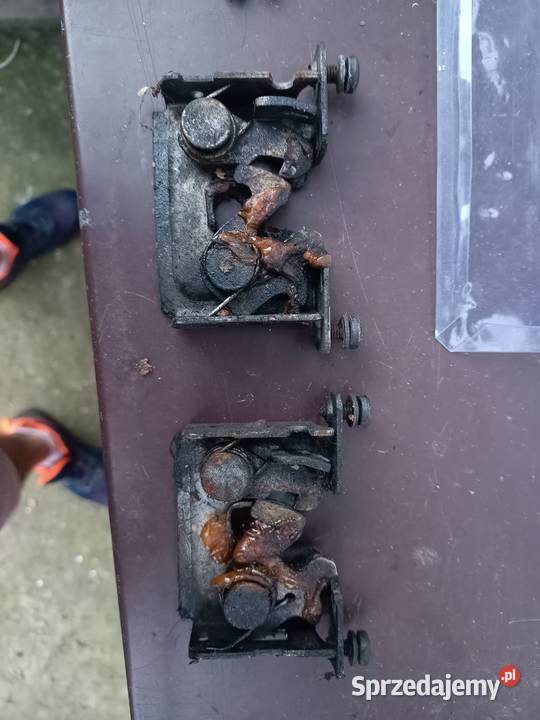 BMW 3 ZAMEK MASKI PRZÓD BMW E90E91 Sosnowiec