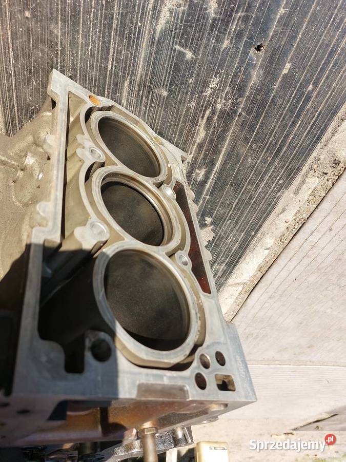 Fabia silnik 12 czesci AWY osobowe Silniki kompletne świętokrzyskie Starachowice