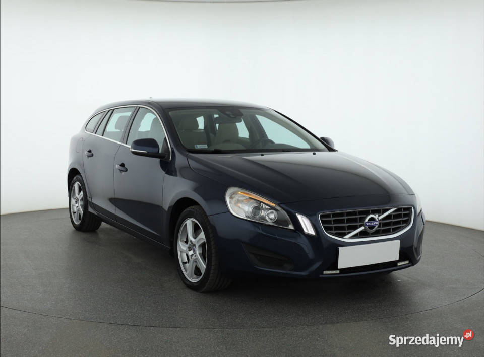 Volvo V60 T3 16 światła przeciwmgielne mazowieckie Piaseczno