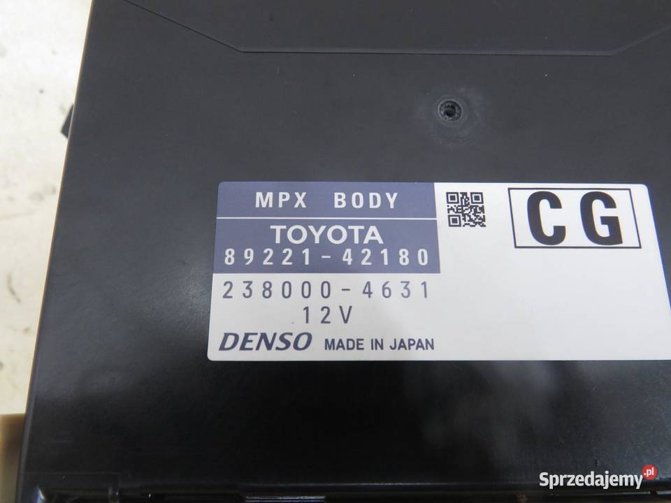 SKRZYNKA BEZPIECZNIKÓW TOYOTA RAV 4 IV 20 D4D lubelskie