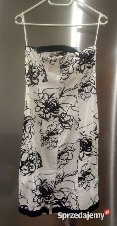 Sukienka gorsetowa S 36 Reserved czarno biała w Kraków sprzedam
