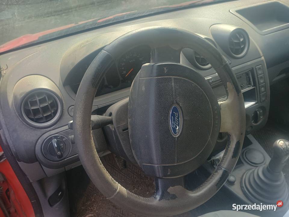 Sprzedam auto Ford Fiesta mk613 benzyna 1300cm3 Fiesta Wyszki