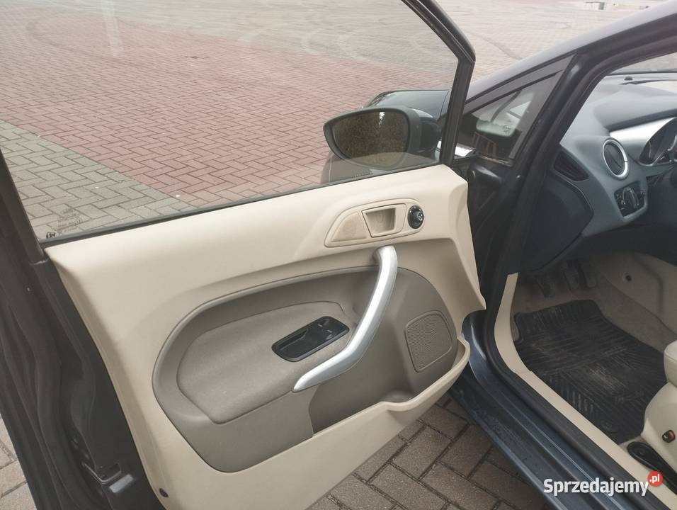 Ford Fiesta 2010 125 BenzGaz Cyców