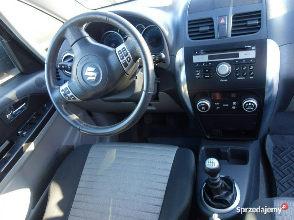 Suzuki SX4 Suzuki SX4 2011 20 diesel 135 4x4 6 1956cm3 SX4 pomorskie Słupsk