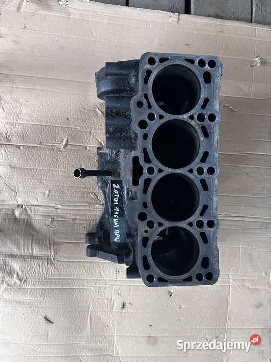 Blok silnika Audi a4 b7 20tdi BPW 03g021t osobowe Chojnice