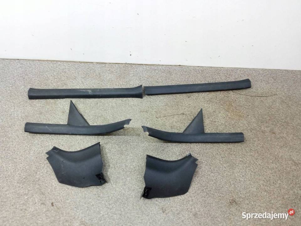 OSŁONA PROGU LEWA PRAWA KOMPLET T27 Toyota