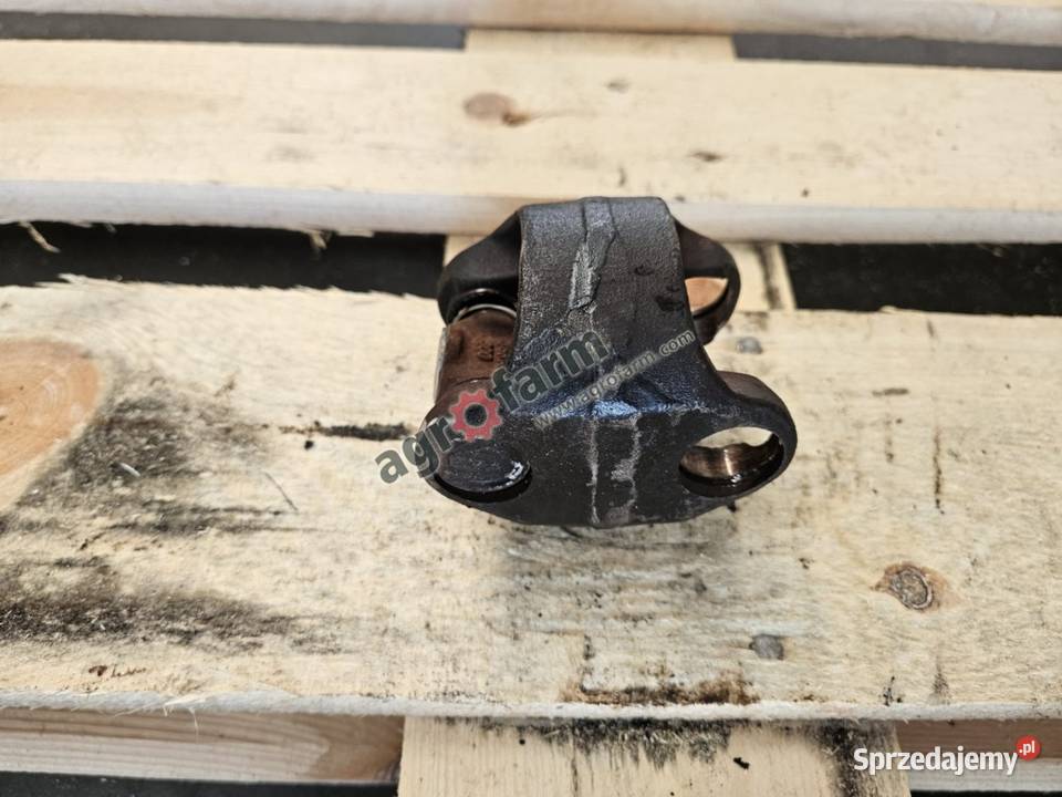 Łącznik półosi FWD Massey Ferguson 3225 3220 dolnośląskie Byków sprzedam