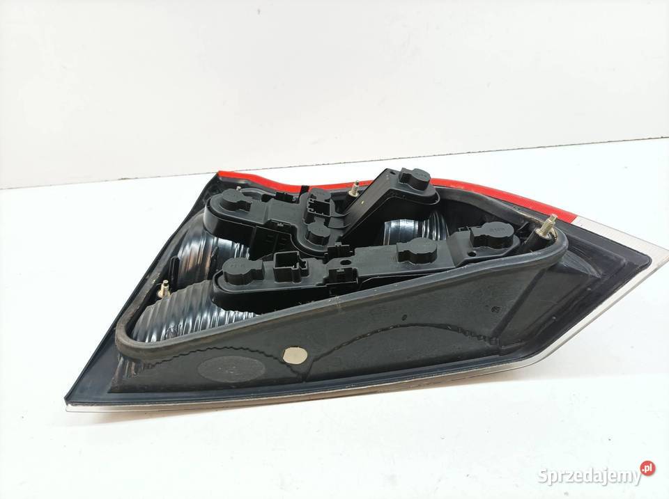 LAMPA TYŁ LEWA SEDAN EU Volvo S60 I 20002009