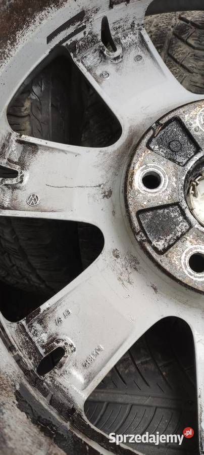 Sprzedam komplet 4 felg aluminiowych VW Touareg