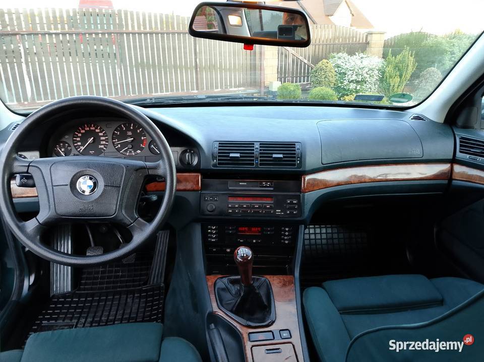 BMW E39 sedan benzyna 6cylindrow nieuszkodzony sprzedam