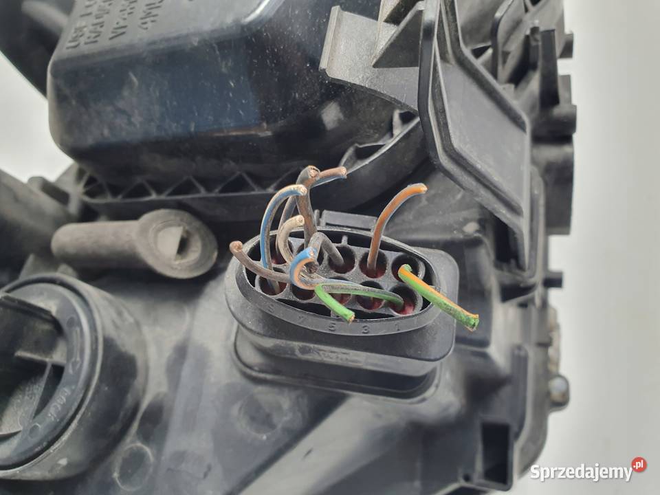 LAMPA LEWA Ford Focus mk2 0206 PRZEDNIA lewy Rudka