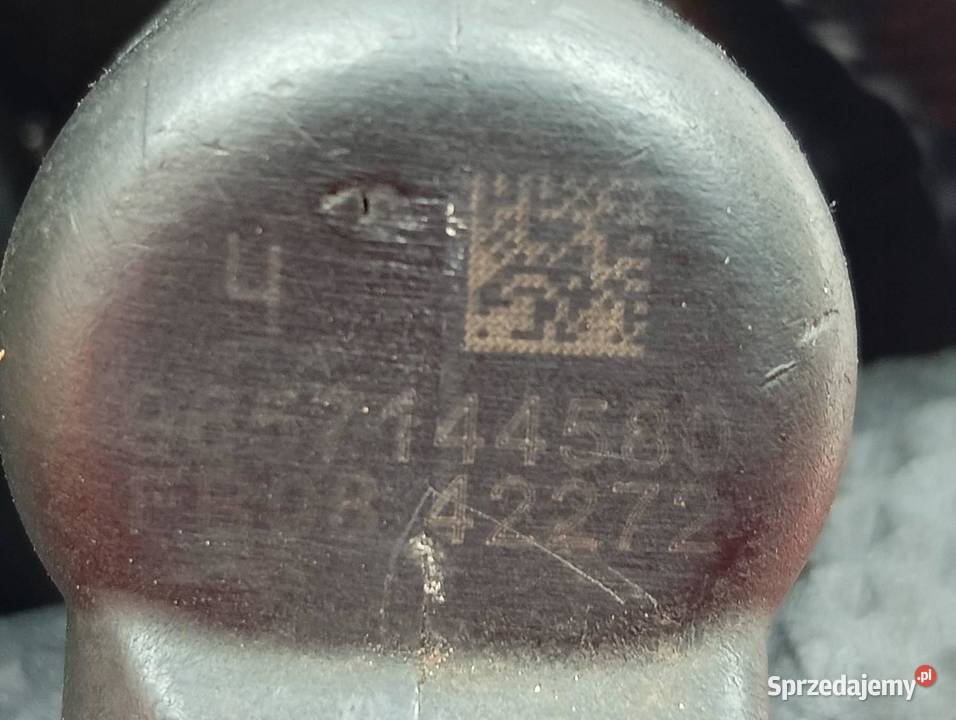 WTRYSKIWACZ 9657144580 20 D Volvo V50 I 20042012 sprzedam