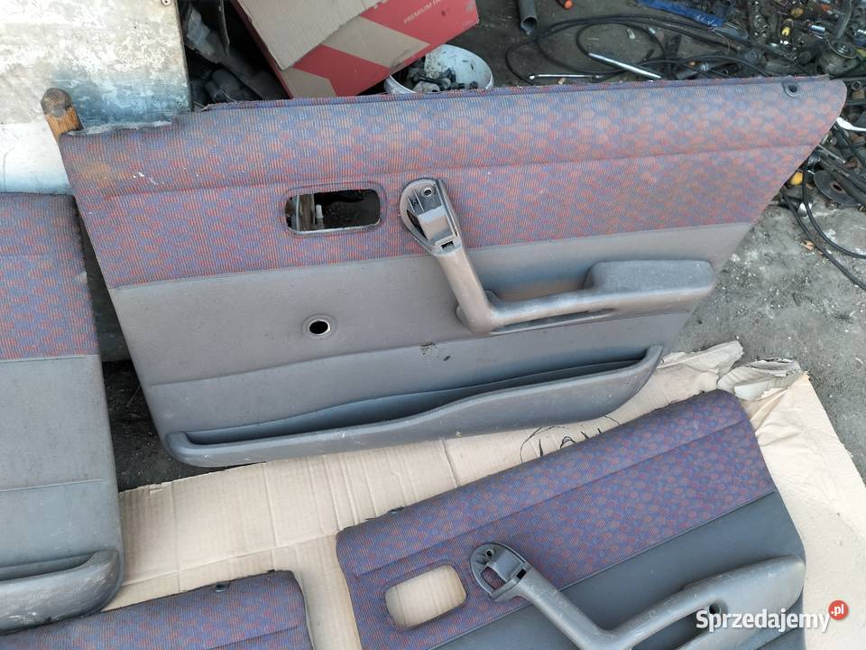 FIAT PUNTO 1 MK1 4D 5D TAPICERKA BOCZKI DRZWI Kamień-Kolonia
