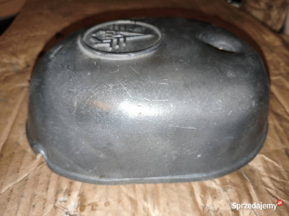 Dekiel pokrywa zapłonu K750