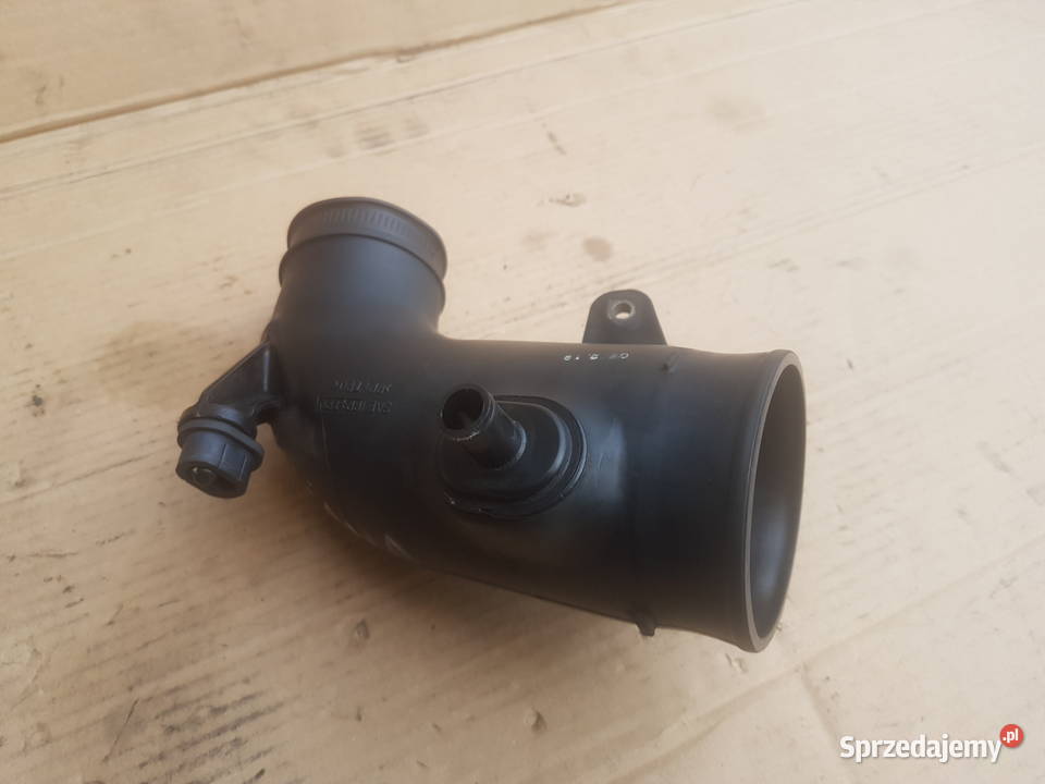 Suzuki Liana rura kolanko dolotu do przepustnicy