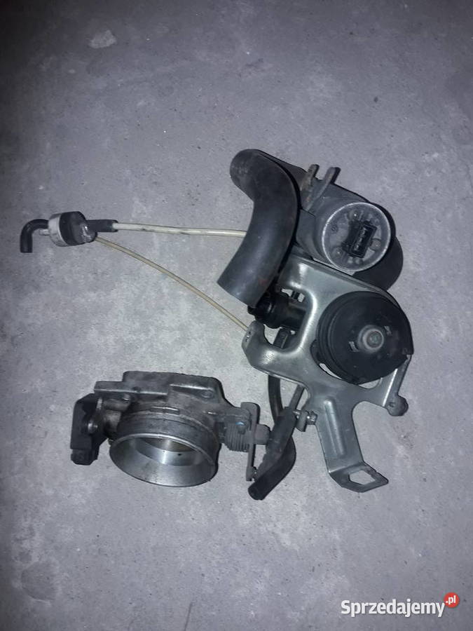Przepustnice volvo850 24b 170 B5254S 94r osobowe Puławy