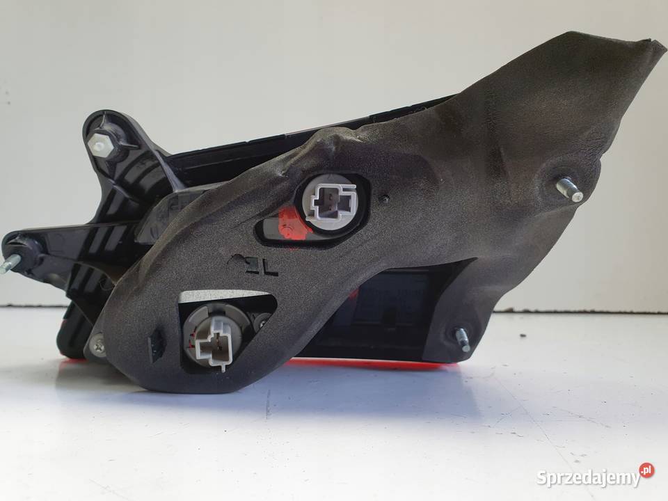 Subaru Legacy V kombi TYLNA LAMPA LEWA lewy tył Lampy tylne Rudka