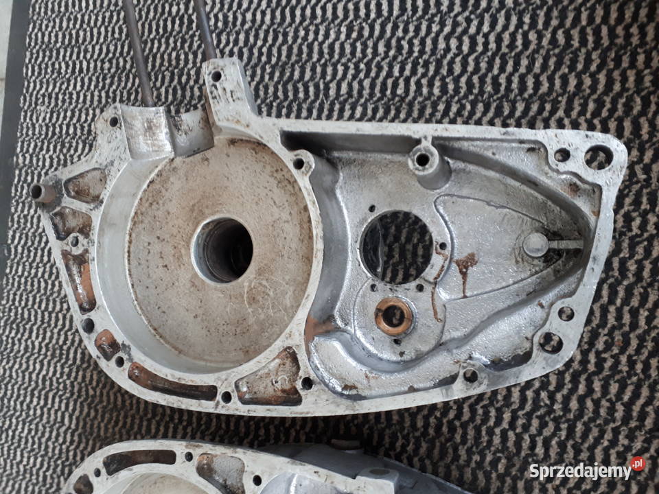 Połówki kratery silnika WSK wfm głęboki zapłon Pozostałe Rzeszów