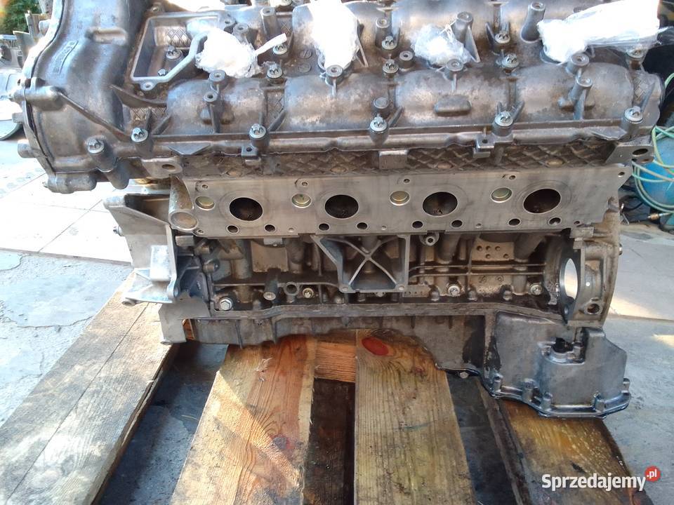 Silnik M 273 V8 Mercedes