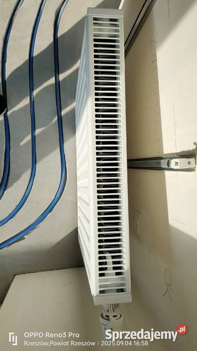 Sprzedam Grzejniki z głowicami termostatycznymi Grzejniki sprzedam