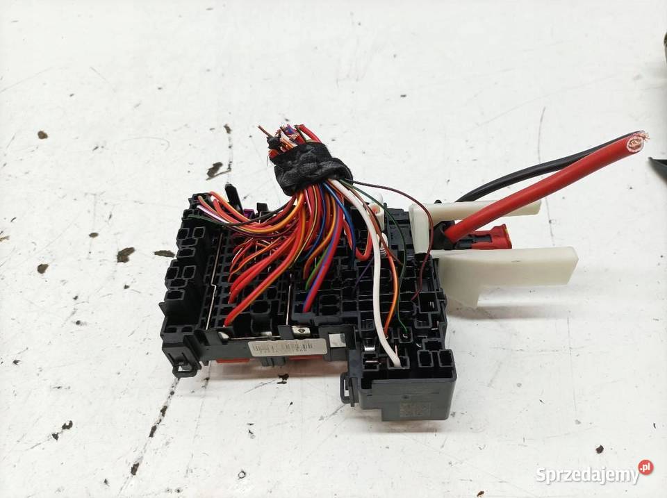 SKRZYNKA BEZPIECZNIKÓW 5Q0937615C 20 TDI Skoda