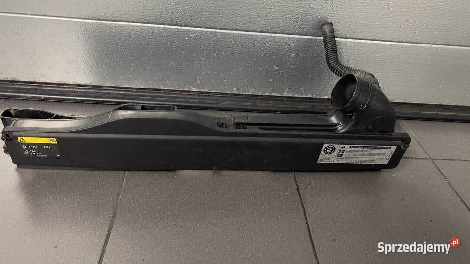 VW Golf VII 16r Wlot Dolot powietrza Kobyłka