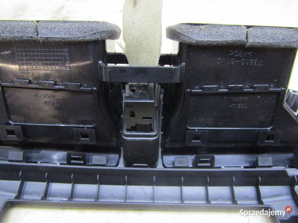 RAMKA RADIA NAWIGACJI PANEL NAWIEWU SUZUKI SX4