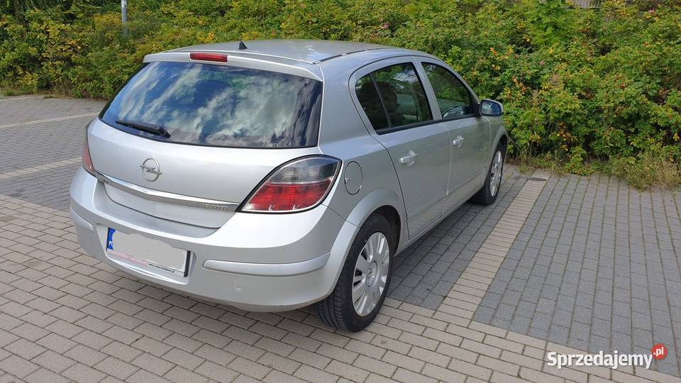 Opel Astra H 2008 r Spalanie 5L Silnik 17 Zarejestrowany w Polsce Serock sprzedam