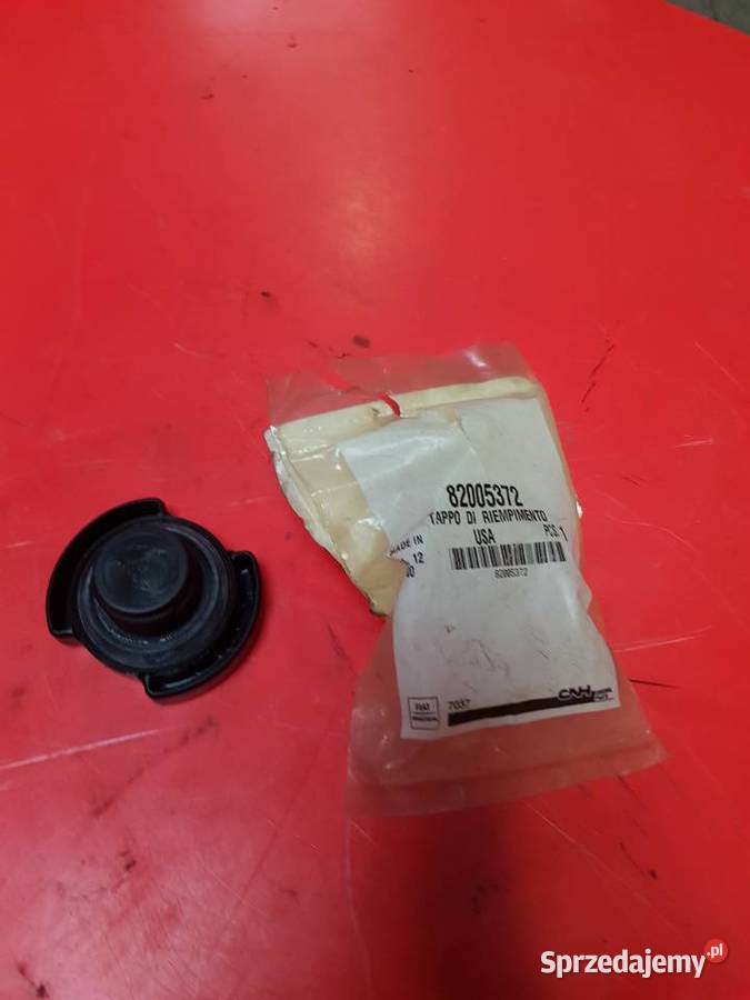 82005372 Korek wlewy CNH Holland Sulechów