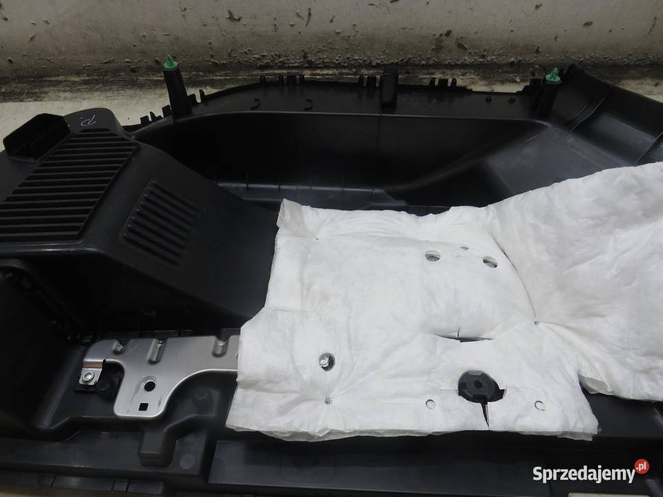 BOCZEK BAGAŻNIKA PRAWY XTRAIL III T32 osobowe lubelskie