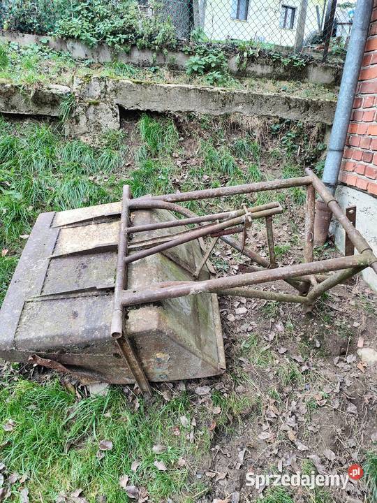 Łyżka ładowacz do traktora na podnośnik nieuszkodzony podkarpackie Hyżne