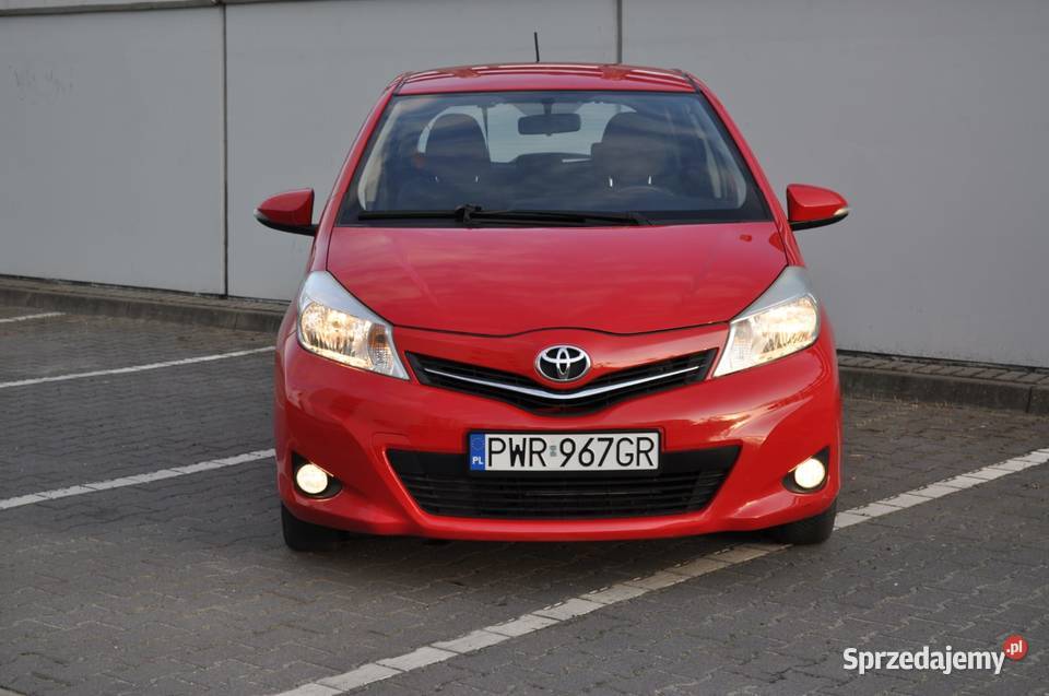 Toyota Yaris 10 benzyna 2013 147 600 Android benzyna Yaris