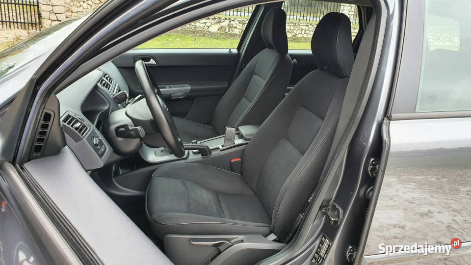 Volvo V50 16d 114 Xenon NAVI KeyLess Climatronic Chmielnik