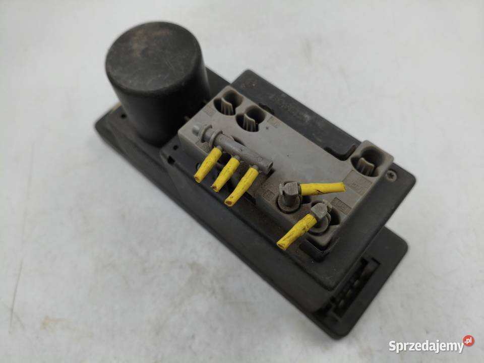 Pompka Centralnego Zamka Mercedes CLK W208 Wyszków