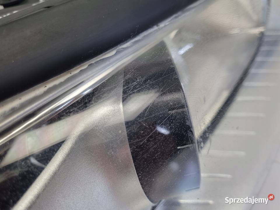 LAMPA PRAWA Volvo V70 III S80 II PRZEDNIA prawy Rudka