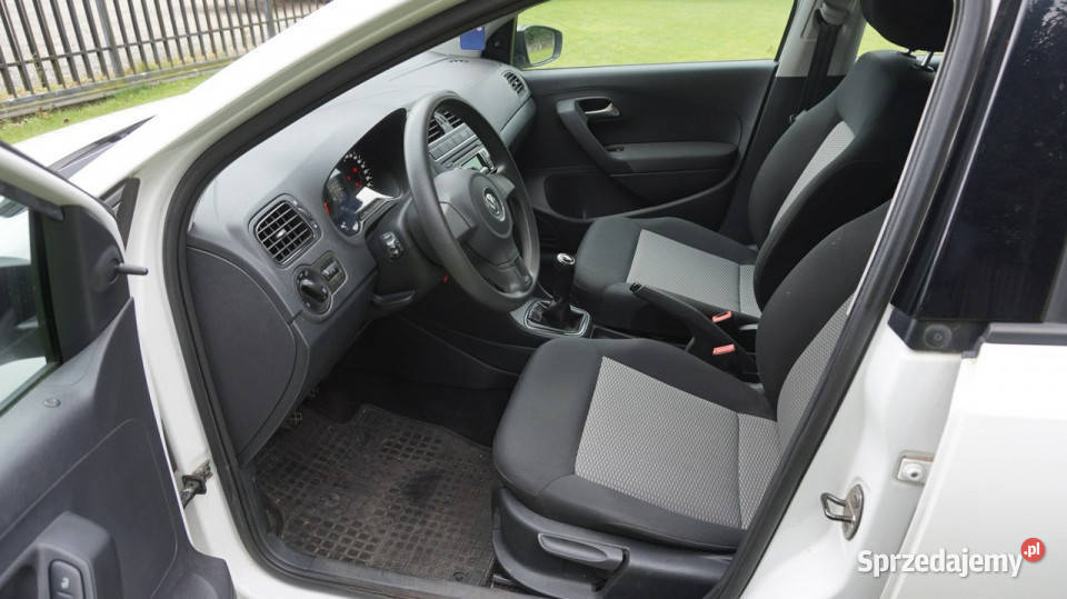 Volkswagen Polo zarejestrowany ubezpieczony Zielona Góra