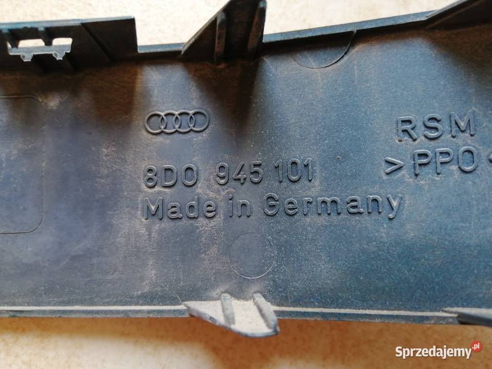 Listwa pod lampę tylną lewą audi a4 b5 8D0945101 Opole Lubelskie