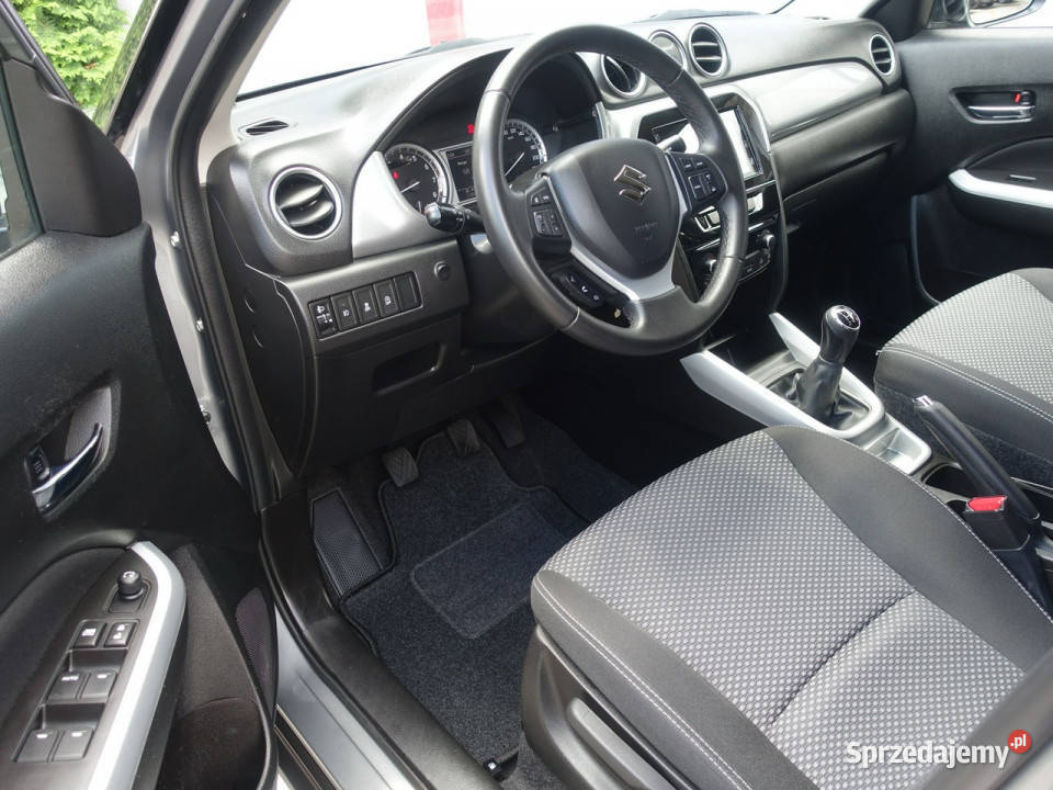 Suzuki Vitara 16i Navi Alu Ledy Klimatronik wspomaganie kierownicy Częstochowa sprzedam