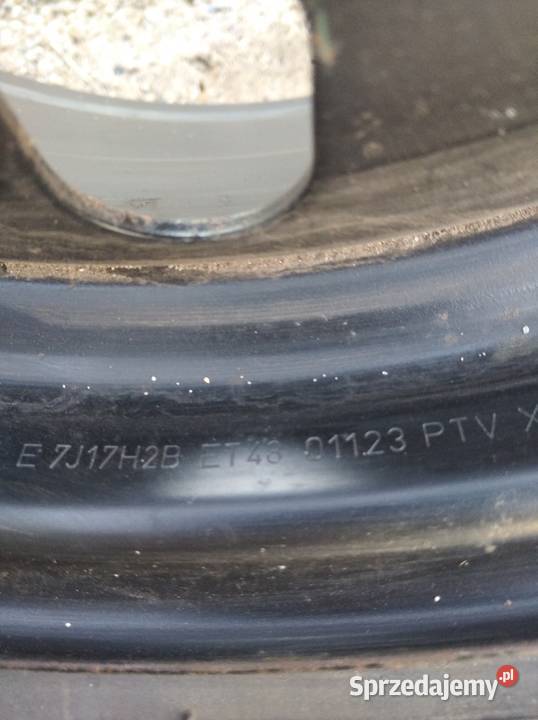 Koło felga stalowa 7j17h2b et48 R17 Peugeot Chojnów