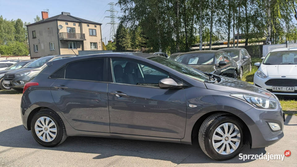 Hyundai i30 14i100OPŁACONYBezwypadkowy światła przeciwmgielne Częstochowa
