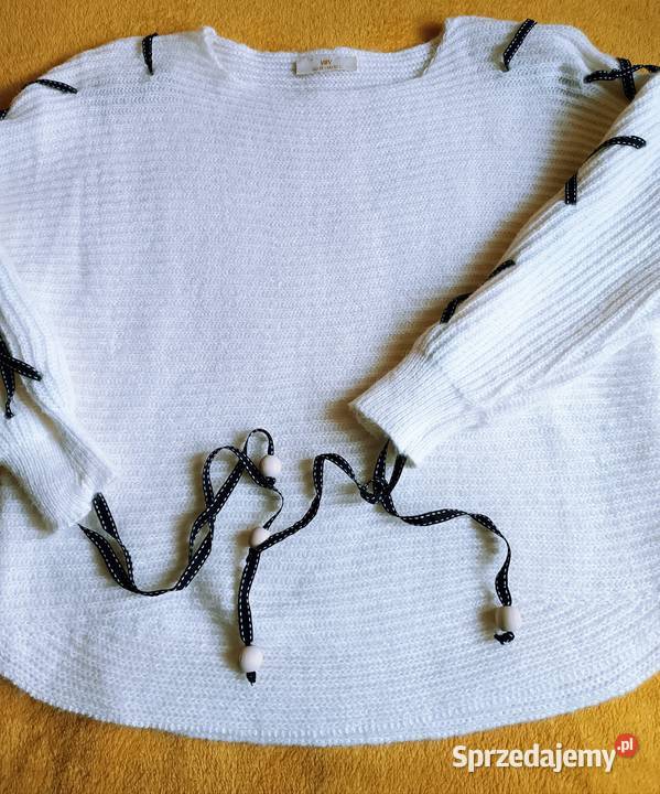 Sweterek biały z ozdobnym wiązaniem na rękawach Odzież damska Cieszyn