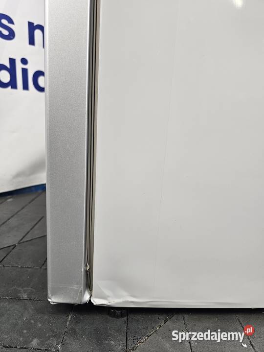 Outle Nowa 300zl Lodówka Candy CCG1L314ES 144 Wiejca